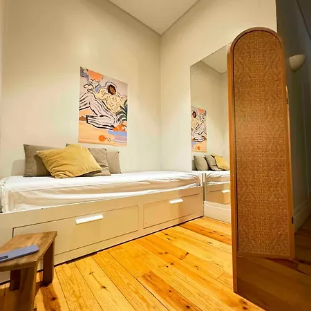 Cozzy At Praca Dos Loios Апартаменты